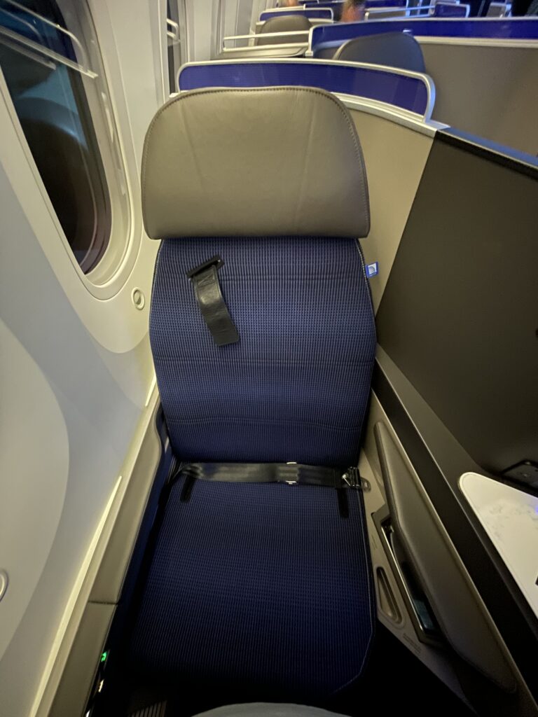 A picture of United Polaris business class.